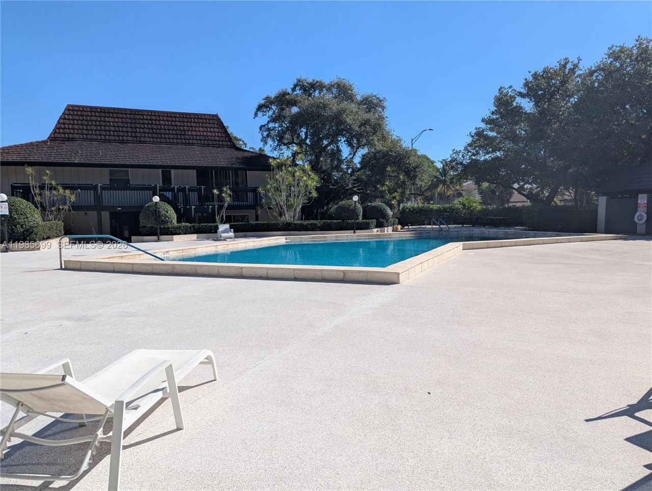 601 Ives Dairy Rd , Unit 103-8, Miami, FL 33179 Photo