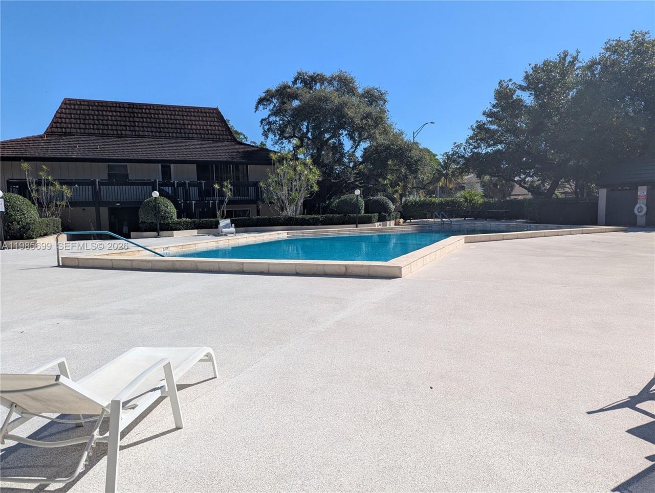 601 Ives Dairy Rd , Unit 103-8, Miami, FL 33179 Photo