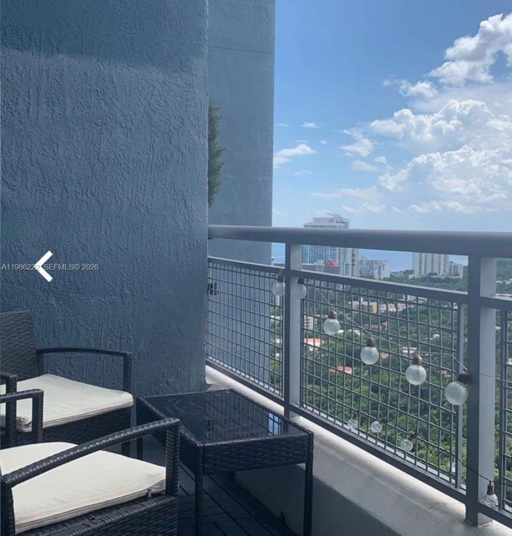 60 SW 13th St , Unit 3017, Miami, FL 33130 Photo