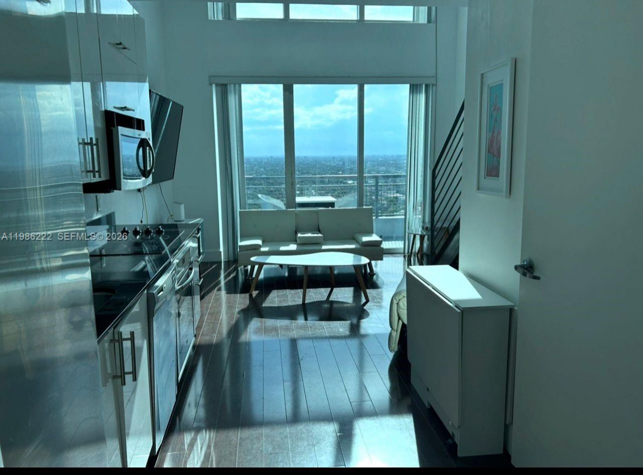 60 SW 13th St , Unit 3017, Miami, FL 33130 Photo