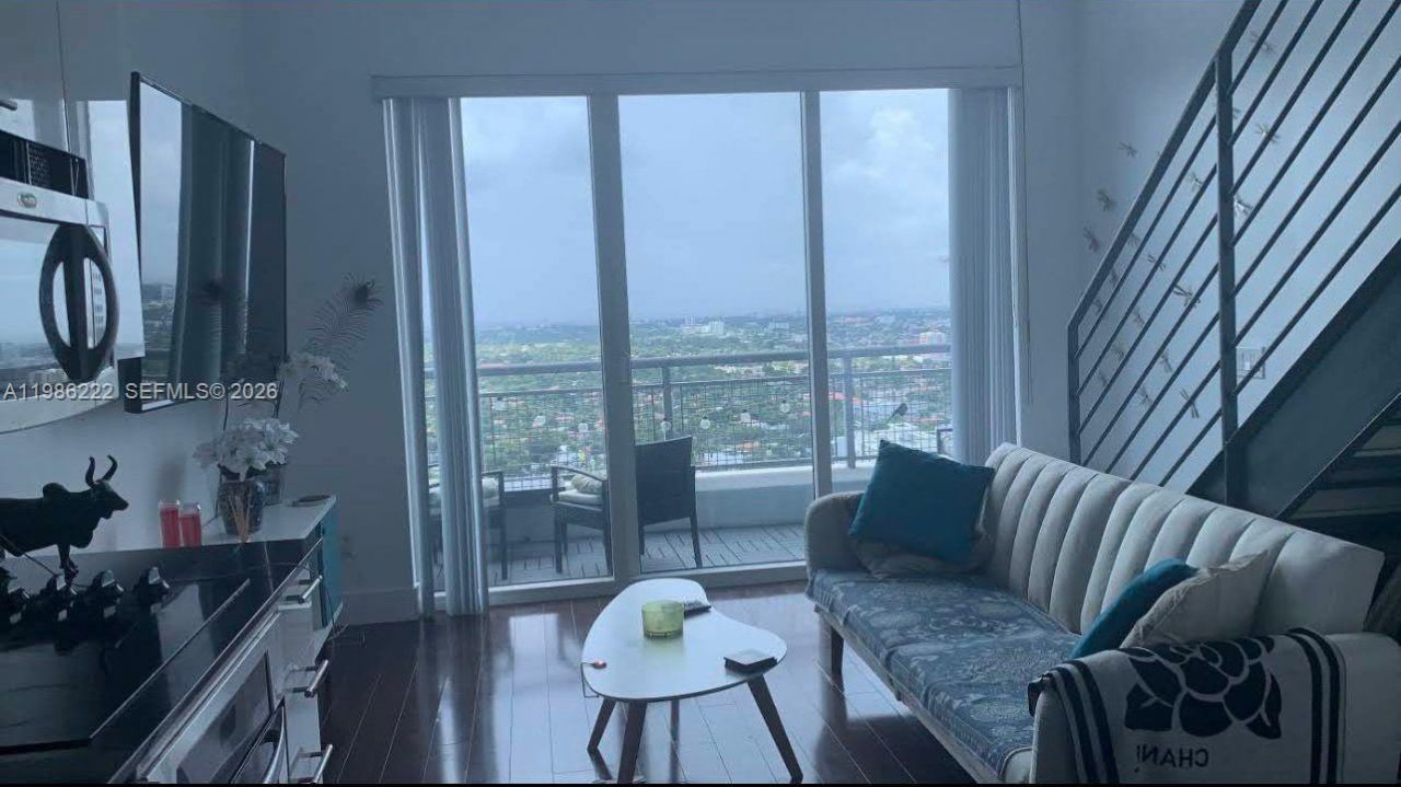 60 SW 13th St , Unit 3017, Miami, FL 33130 Photo