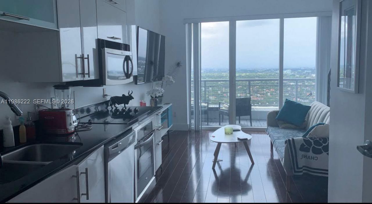 60 SW 13th St , Unit 3017, Miami, FL 33130 Photo