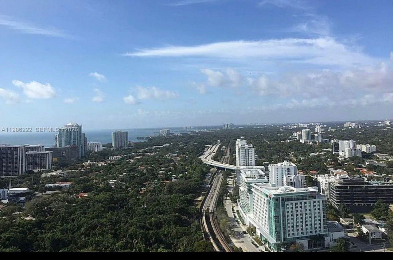 60 SW 13th St , Unit 3017, Miami, FL 33130 Photo