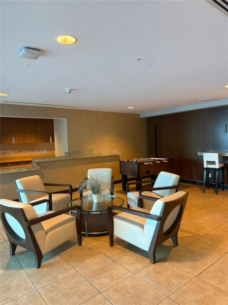 60 SW 13th St , Unit 3017, Miami, FL 33130 Photo