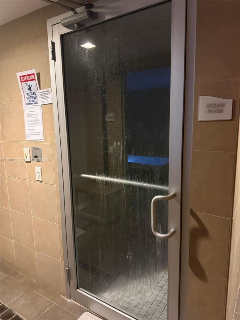 60 SW 13th St , Unit 3017, Miami, FL 33130 Photo