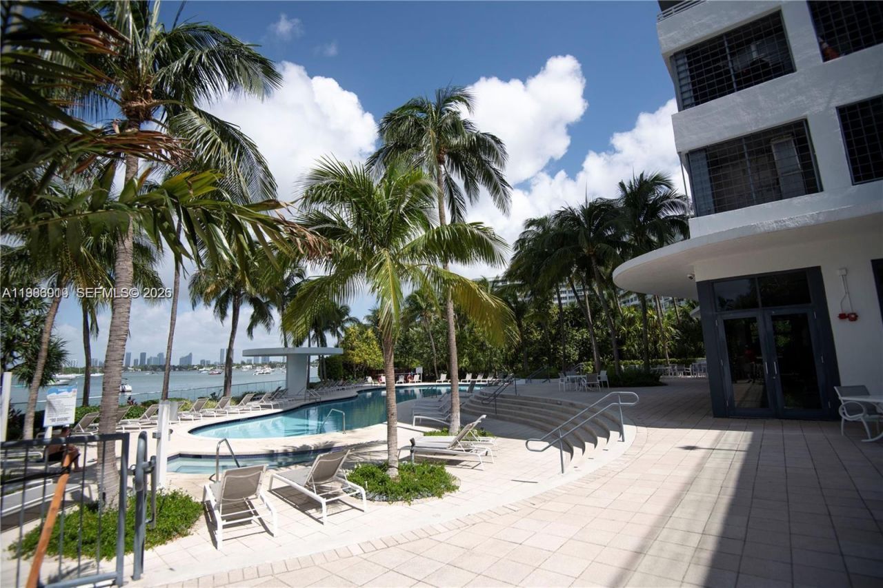 1330 West Ave , Unit 803, Miami Beach, FL 33139 Photo