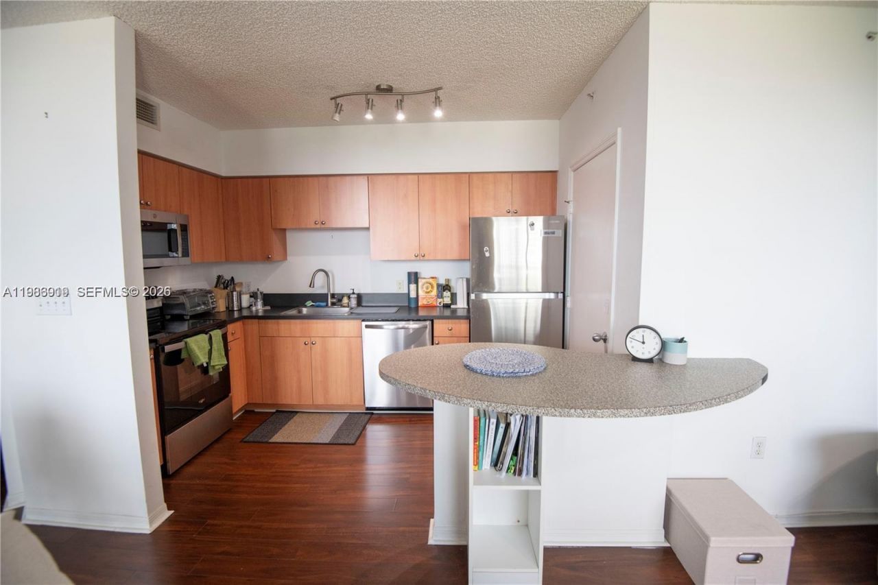 1330 West Ave , Unit 803, Miami Beach, FL 33139 Photo