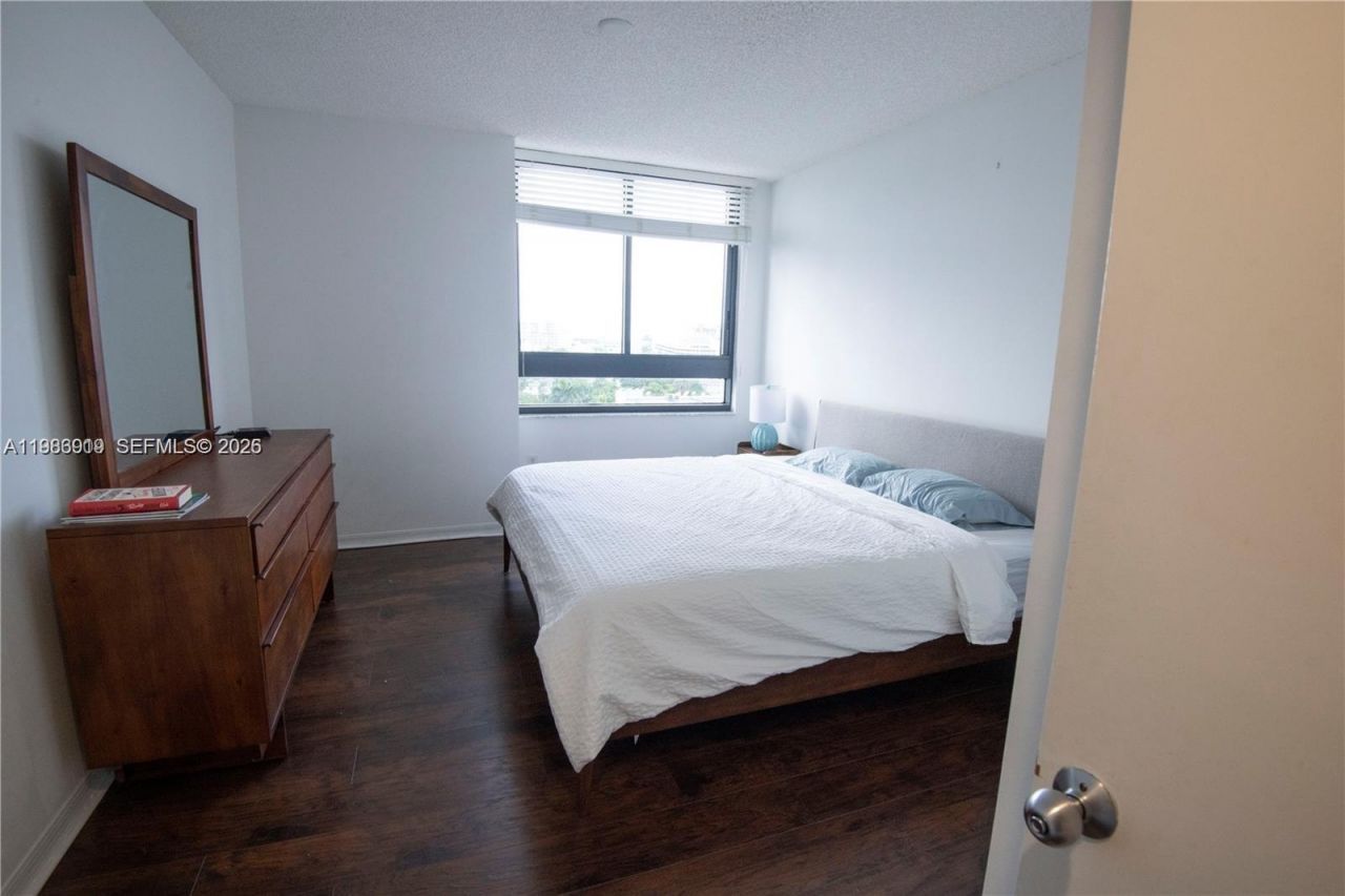 1330 West Ave , Unit 803, Miami Beach, FL 33139 Photo