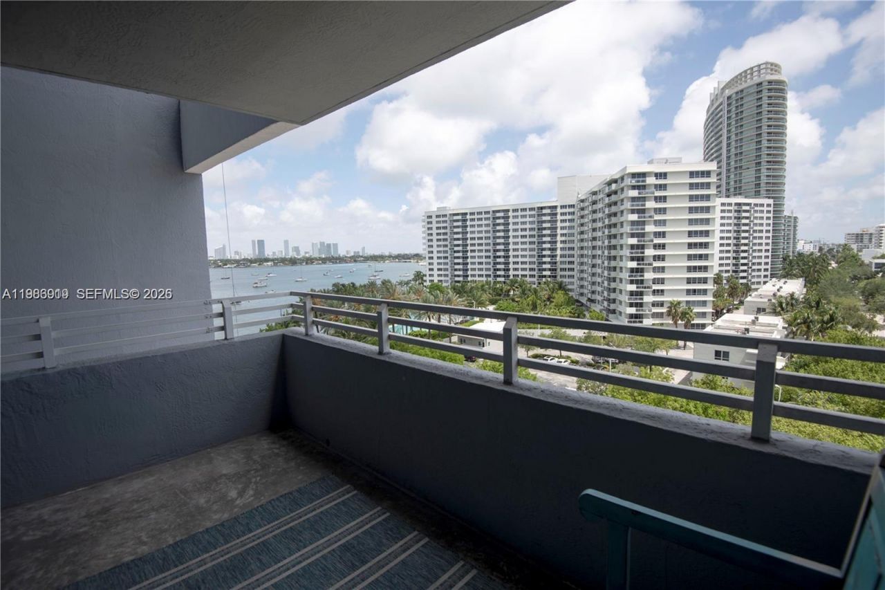 1330 West Ave , Unit 803, Miami Beach, FL 33139 Photo