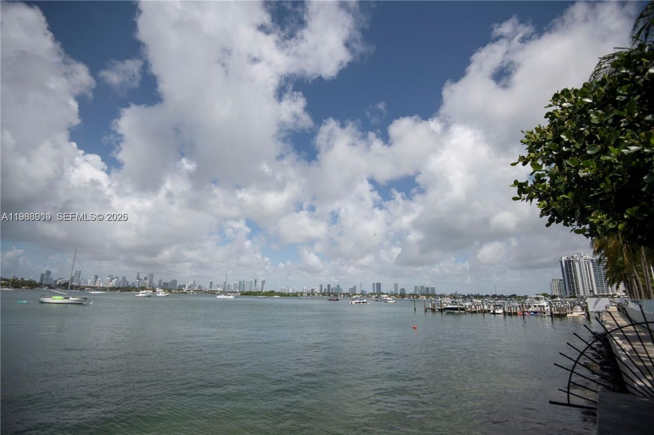 1330 West Ave , Unit 803, Miami Beach, FL 33139 Photo