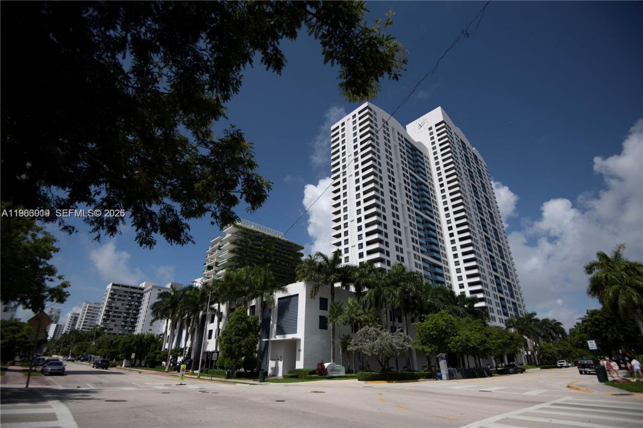 1330 West Ave , Unit 803, Miami Beach, FL 33139 Photo