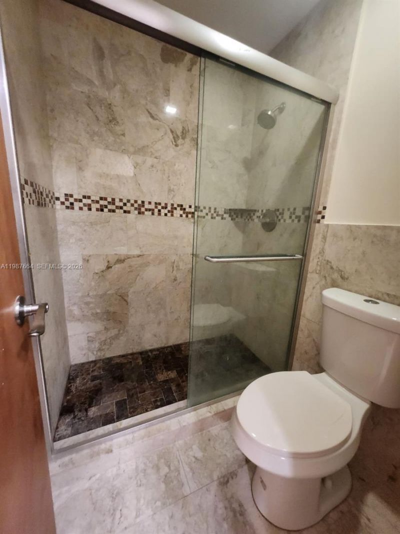 20005 NE 3rd Ct , Unit 6, Miami, FL 33179 Photo