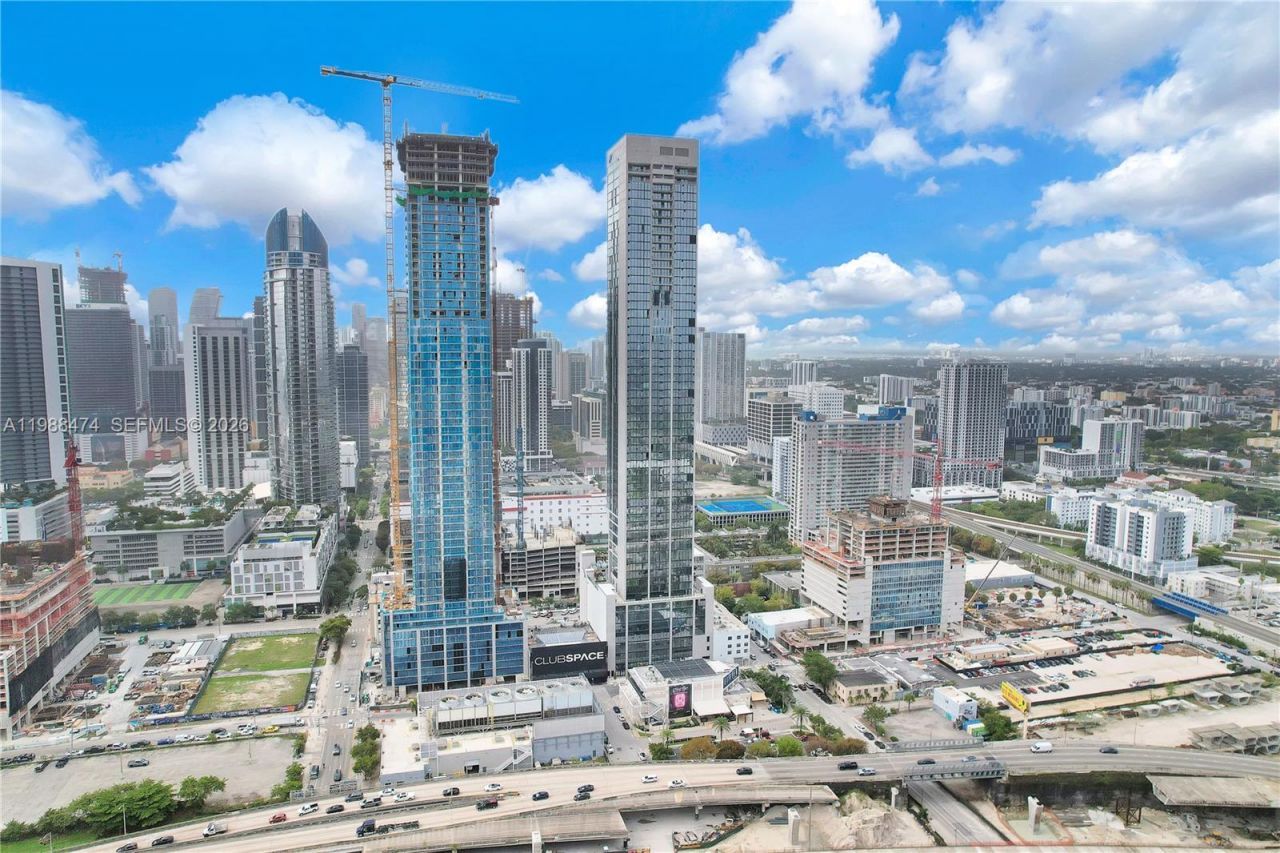 20 NE 11th St, Unit 4111, Miami, FL 33132 Photo