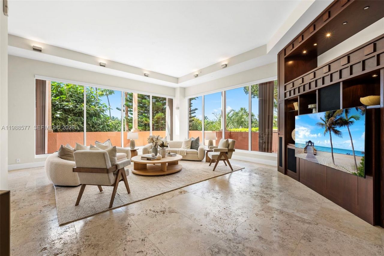 10 Edgewater Dr , Unit Lanai Sout, Coral Gables, FL 33133 Photo