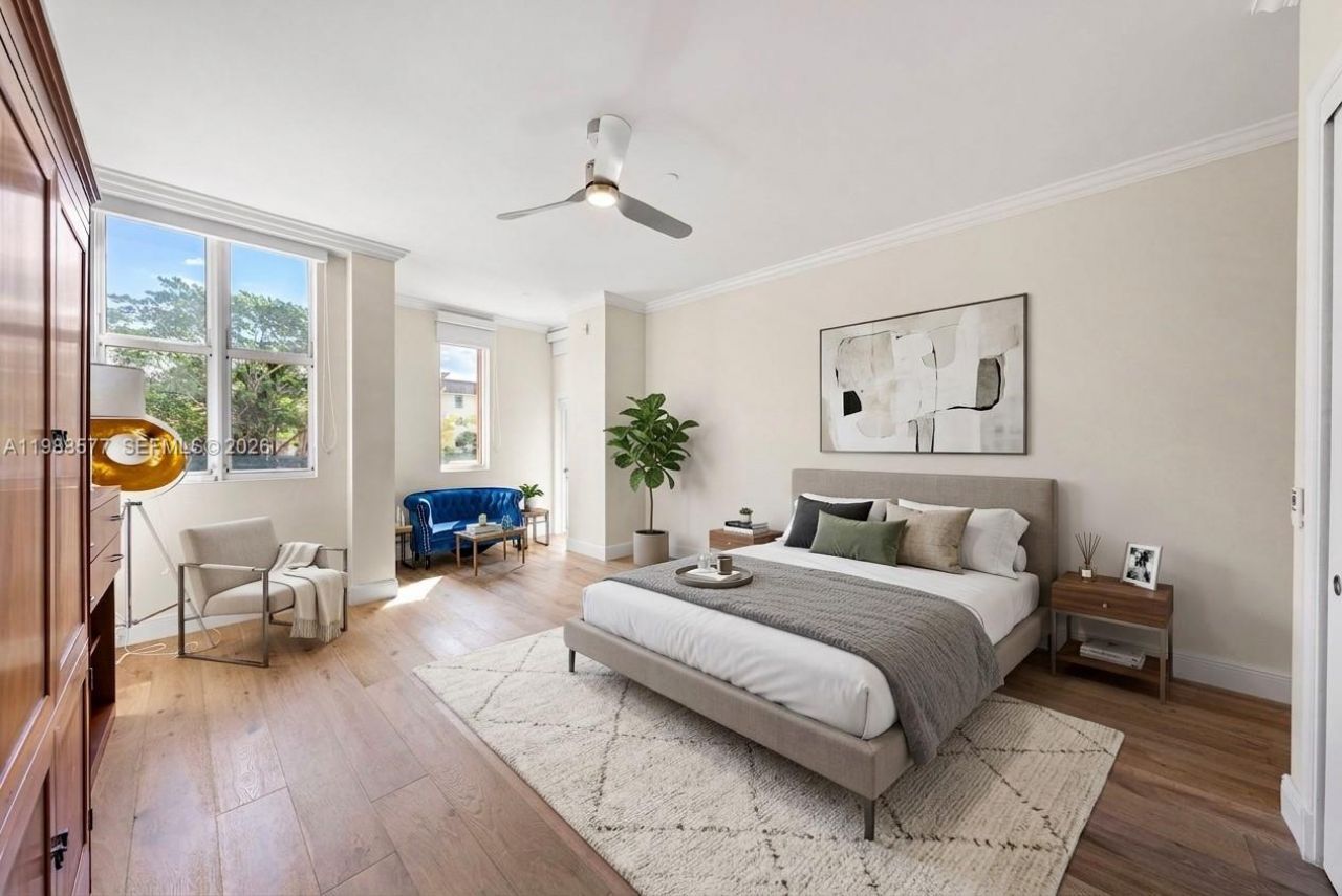 10 Edgewater Dr , Unit Lanai Sout, Coral Gables, FL 33133 Photo