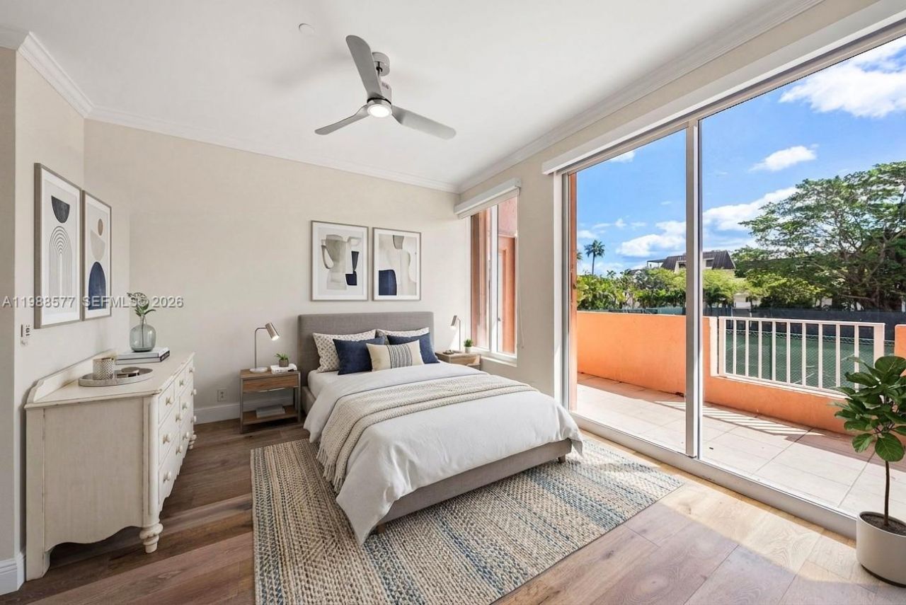 10 Edgewater Dr , Unit Lanai Sout, Coral Gables, FL 33133 Photo