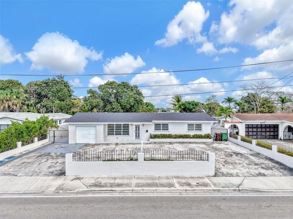 6325 W 12th Ave , Hialeah, FL 33012