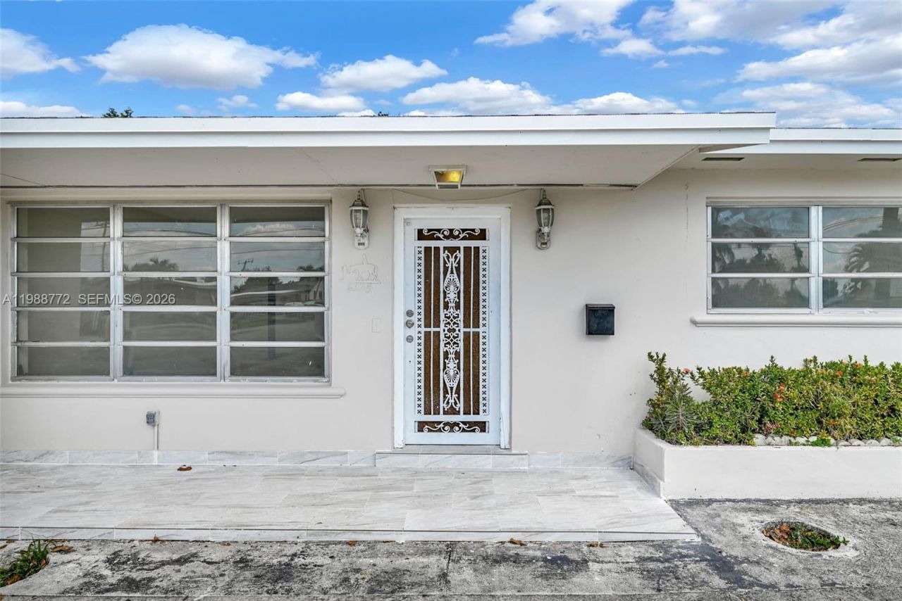 6325 W 12th Ave , Hialeah, FL 33012 Photo