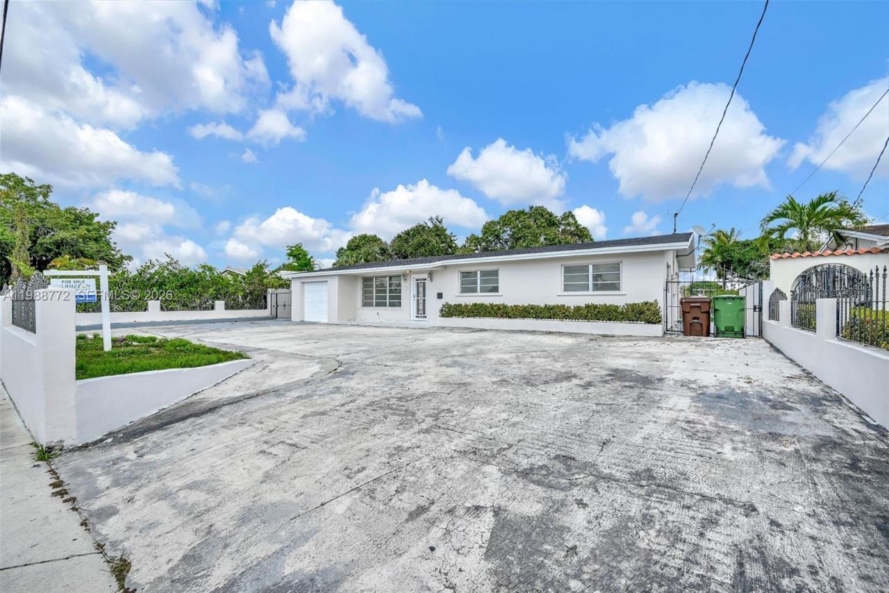 6325 W 12th Ave , Hialeah, FL 33012 Photo