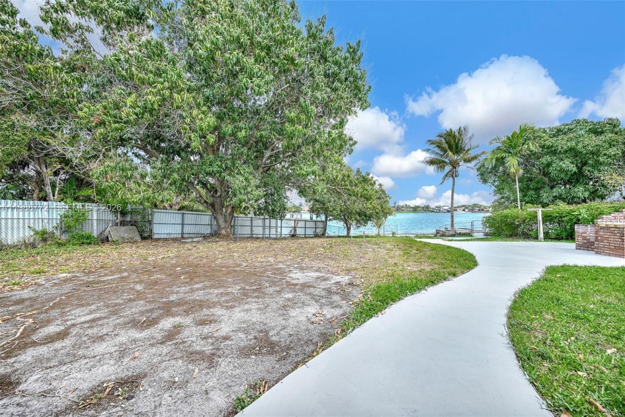 6325 W 12th Ave , Hialeah, FL 33012 Photo