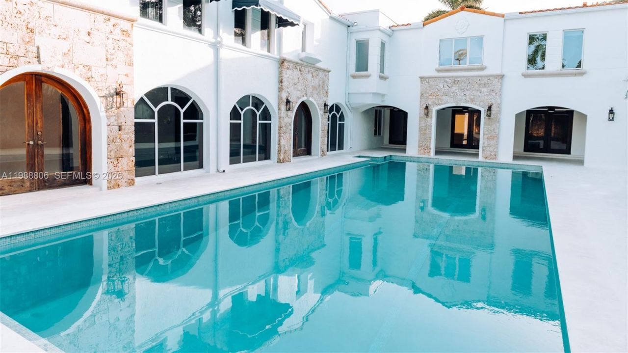 2525 Indian Mound Trl, Coral Gables, FL 33134 Photo