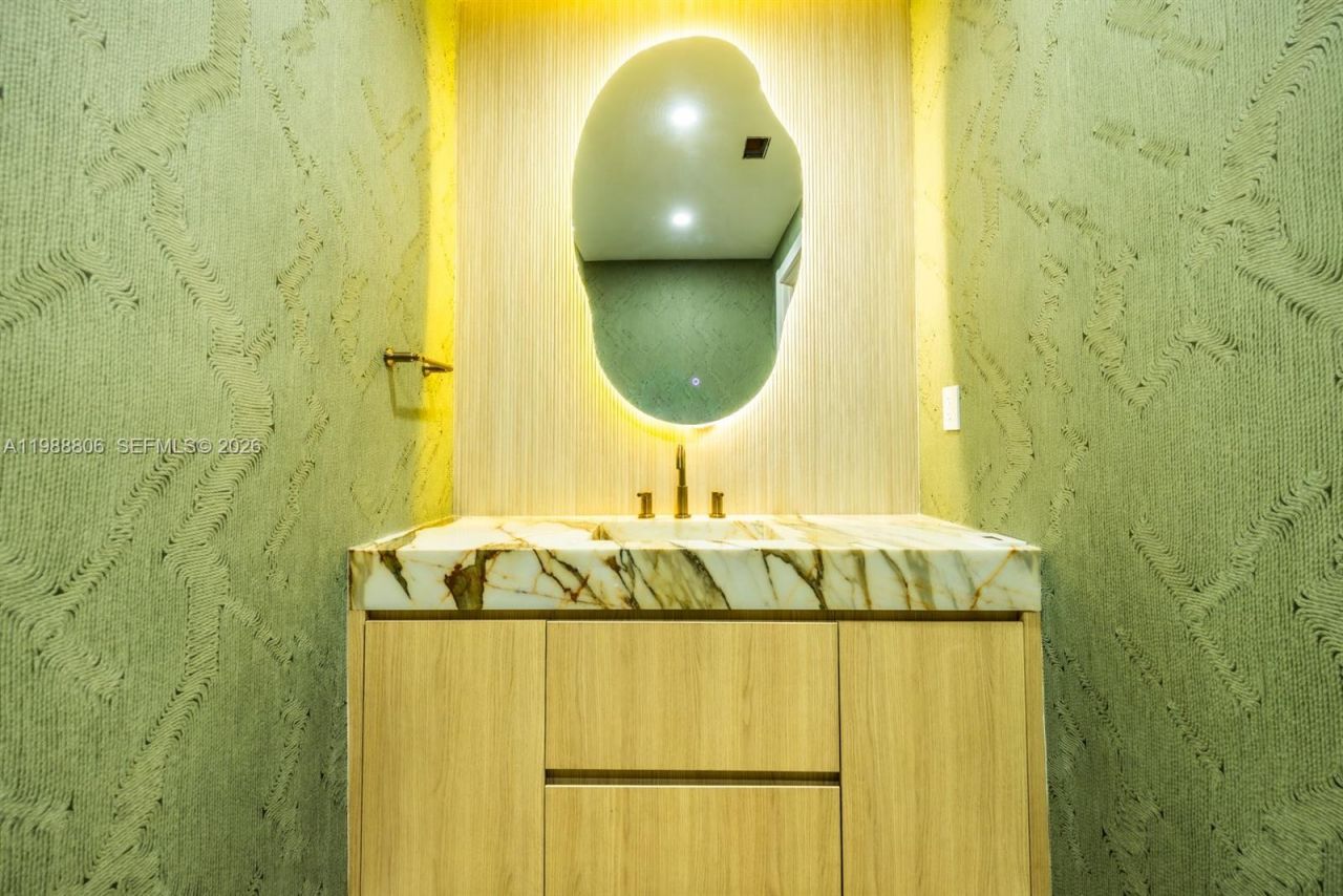 2525 Indian Mound Trl, Coral Gables, FL 33134 Photo