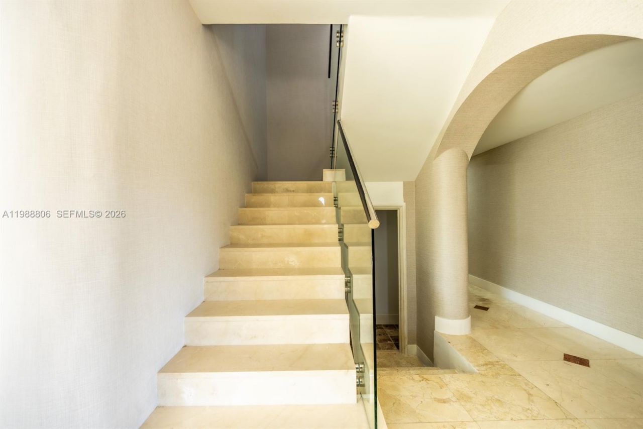 2525 Indian Mound Trl, Coral Gables, FL 33134 Photo