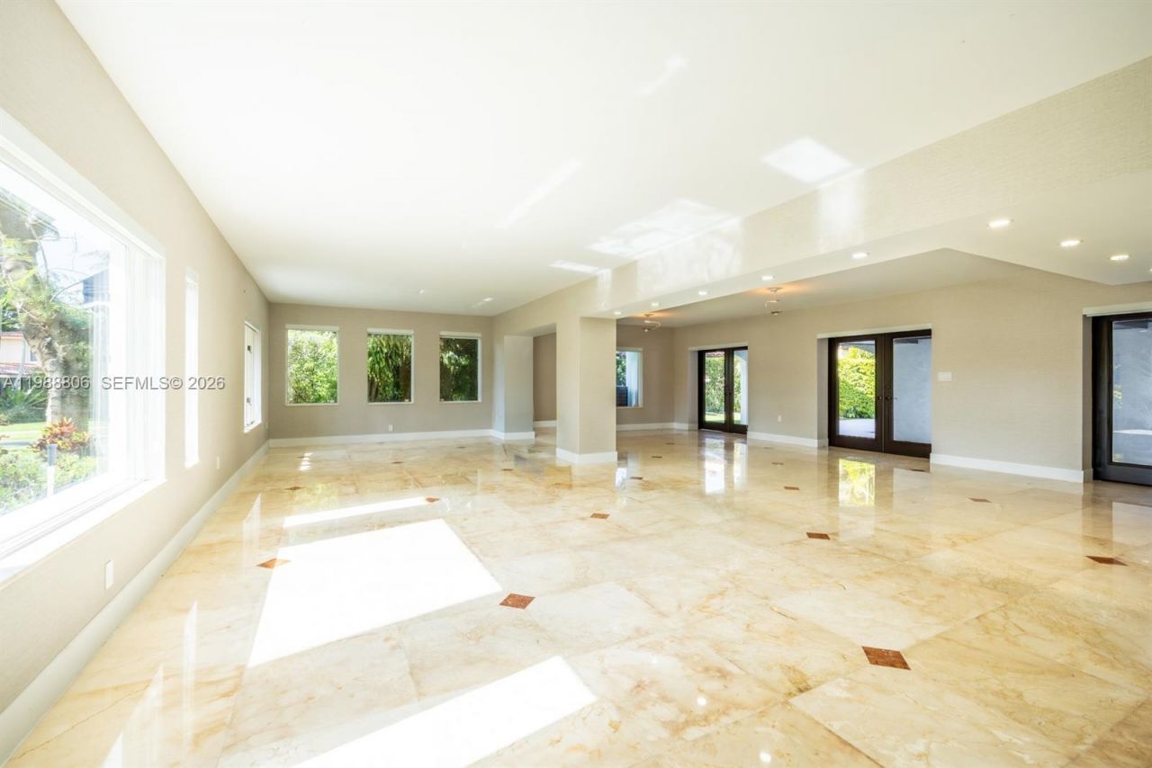 2525 Indian Mound Trl, Coral Gables, FL 33134 Photo