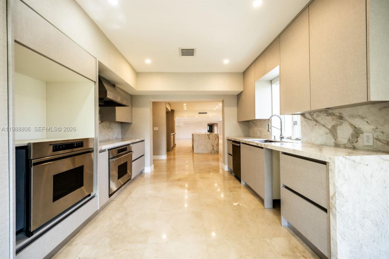 2525 Indian Mound Trl, Coral Gables, FL 33134 Photo