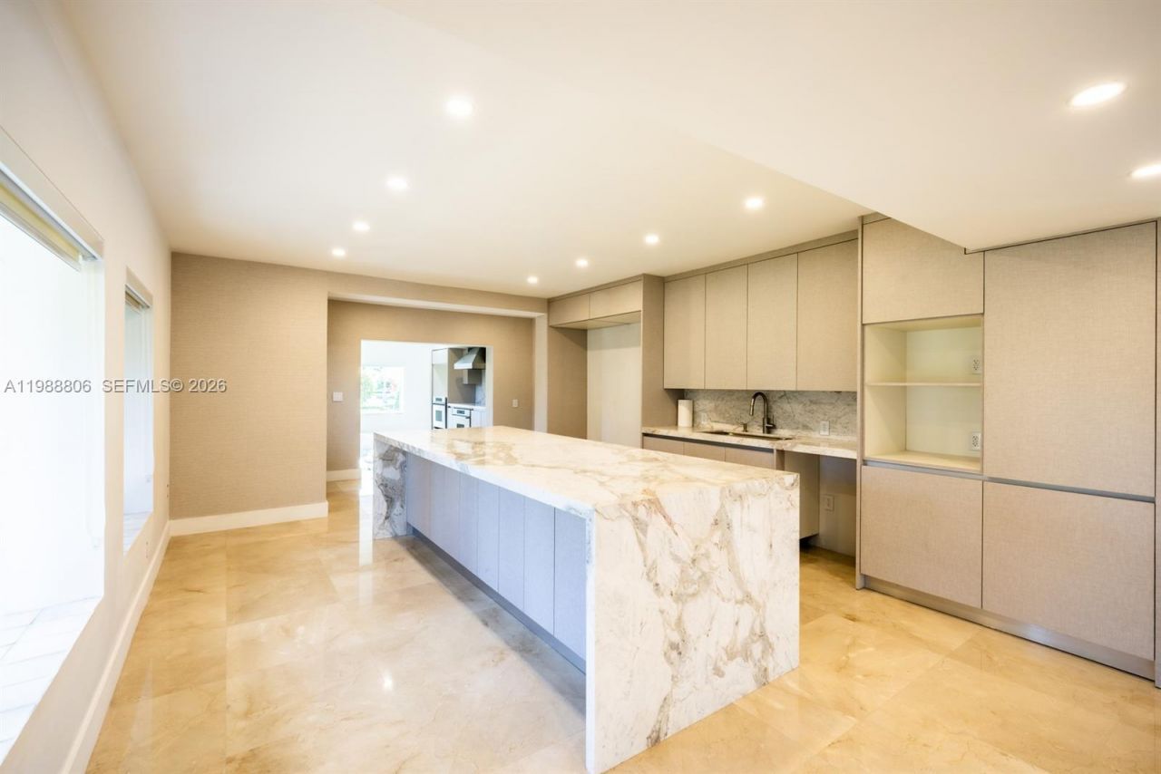 2525 Indian Mound Trl, Coral Gables, FL 33134 Photo