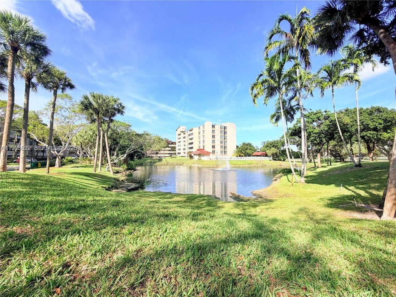 6911 Environ Blvd , Unit 1M, Lauderhill, FL 33319 Photo