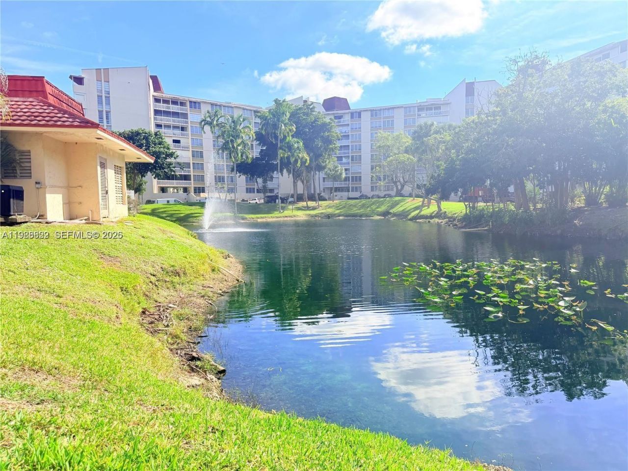 6911 Environ Blvd , Unit 1M, Lauderhill, FL 33319 Photo