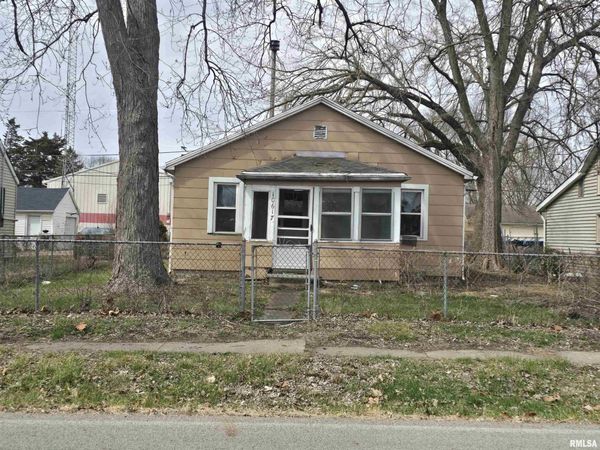 10617 N STATE Street, Mossville, IL 61552