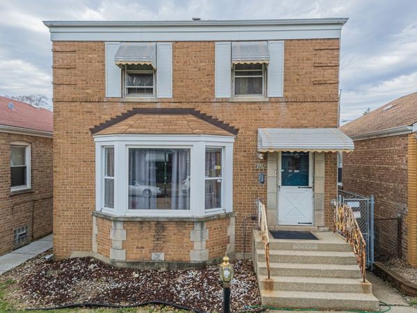 8026 S Fairfield Avenue, Chicago, IL 60652