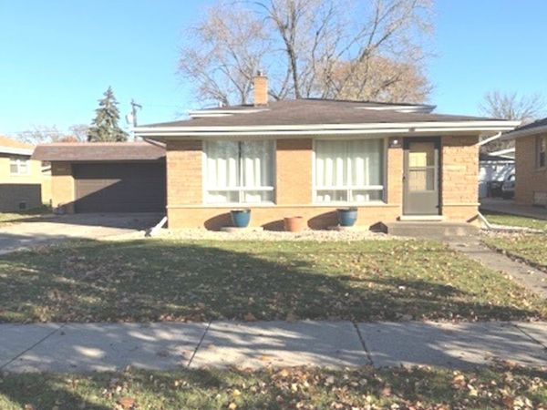 16549 Cottage Grove Avenue , South Holland, IL 60473