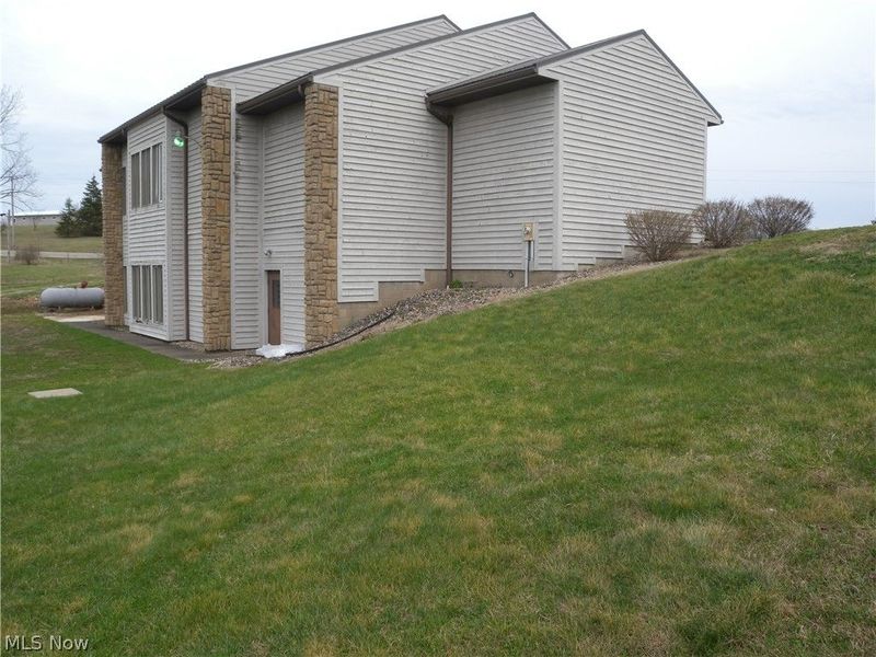 1777 State Route 83, Beverly, OH 45715 Photo 2