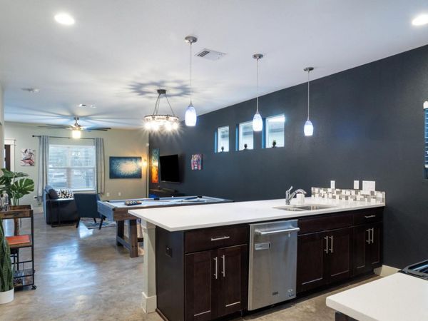 3000 Neal ST, Austin, TX 78702