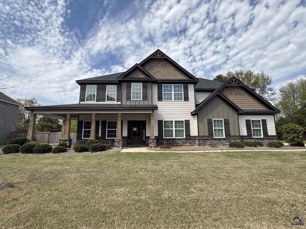 103 Bella Notte Circle, Warner Robins, GA 31088