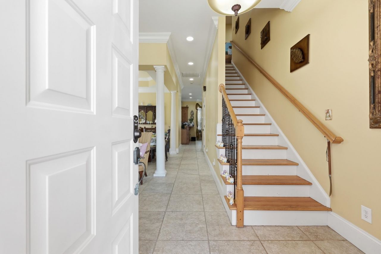 3052 Marsh Island Dr.  Photo 4