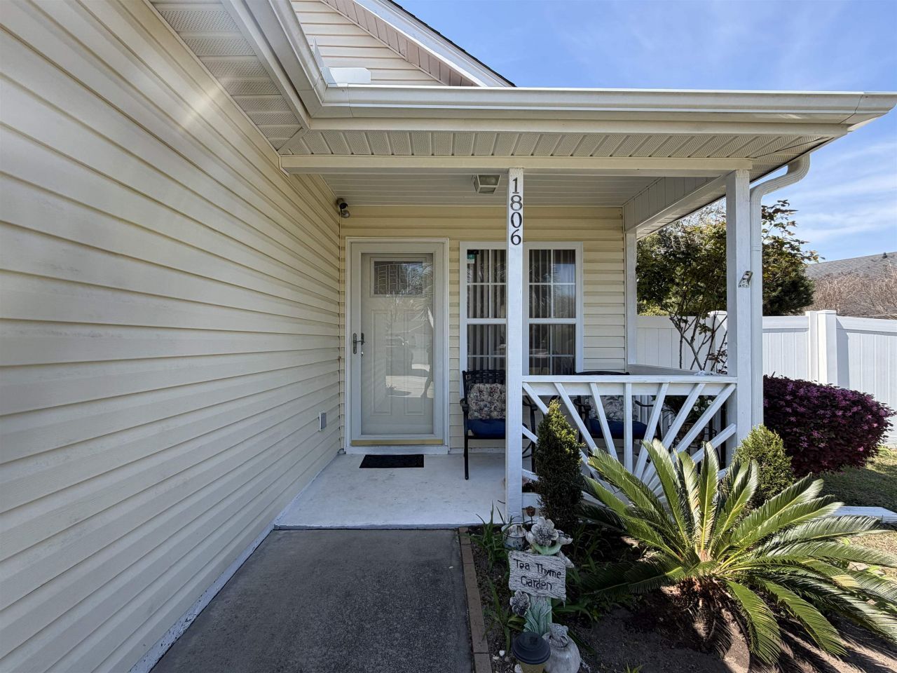 1806 Gypsy Ct. Photo 4