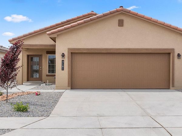 2633 Eglisfield Loop NE, Rio Rancho, NM 87144