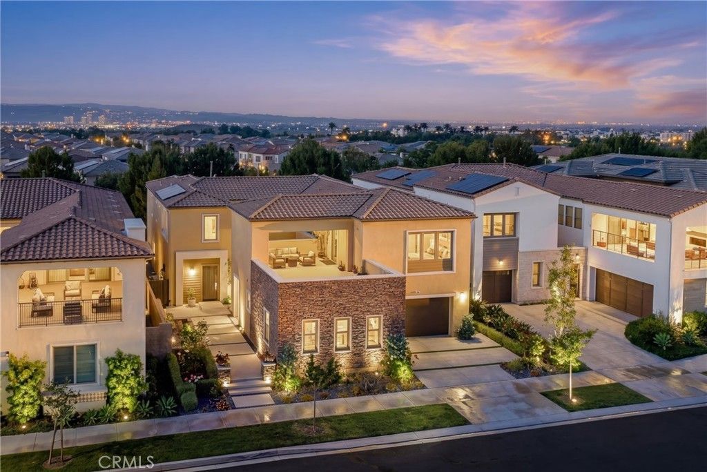 64 Bellatrix, Irvine, CA 92618 Main Photo