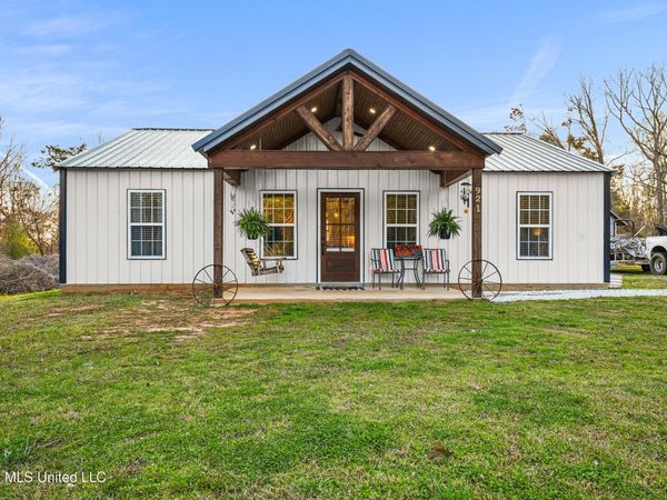 921 Highway 349 , Potts Camp, MS 38659