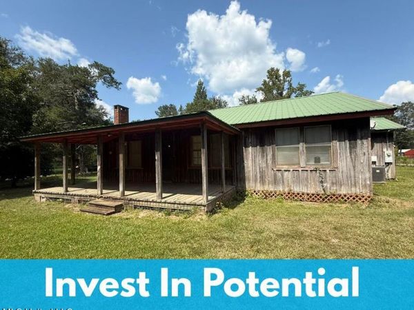 10100 Vestry Road, Perkinston, MS 39573