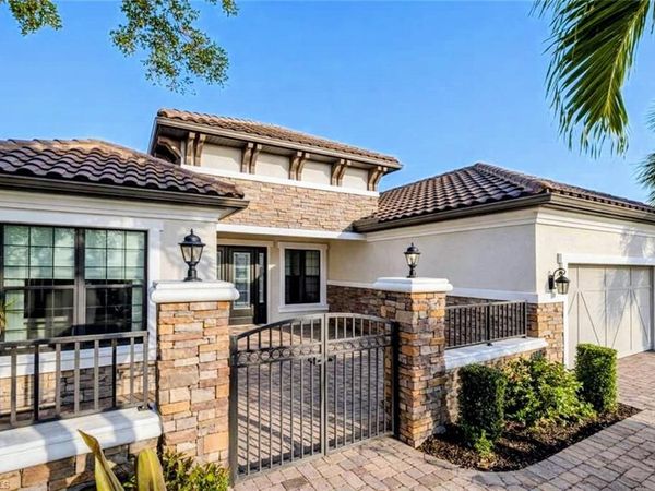 8591 Maggiore CT, NAPLES, FL 34114
