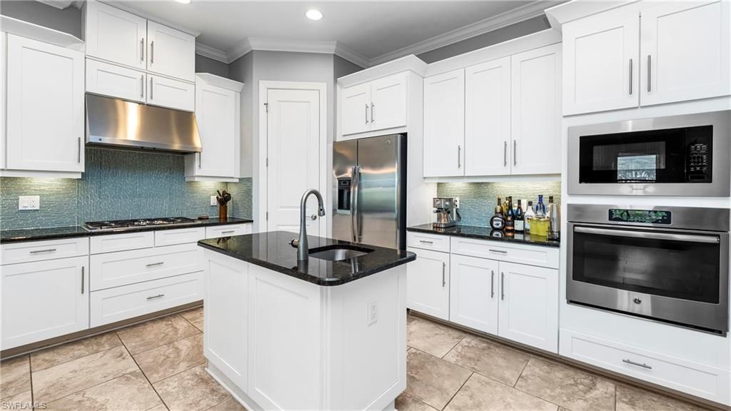 8591 Maggiore Ct, Naples, FL 34114 Photo
