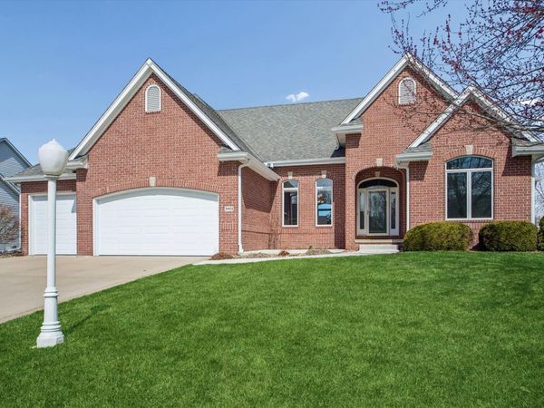 3405 NE Briarwood Drive, Ankeny, IA 50021