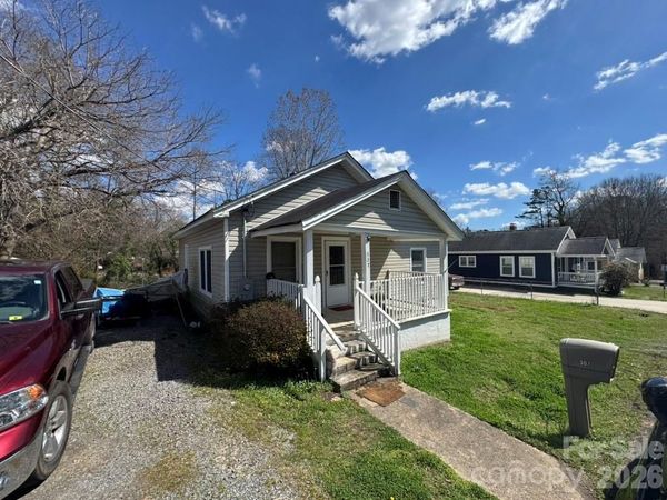 307 Adrian Street , Mount Holly, NC 28120