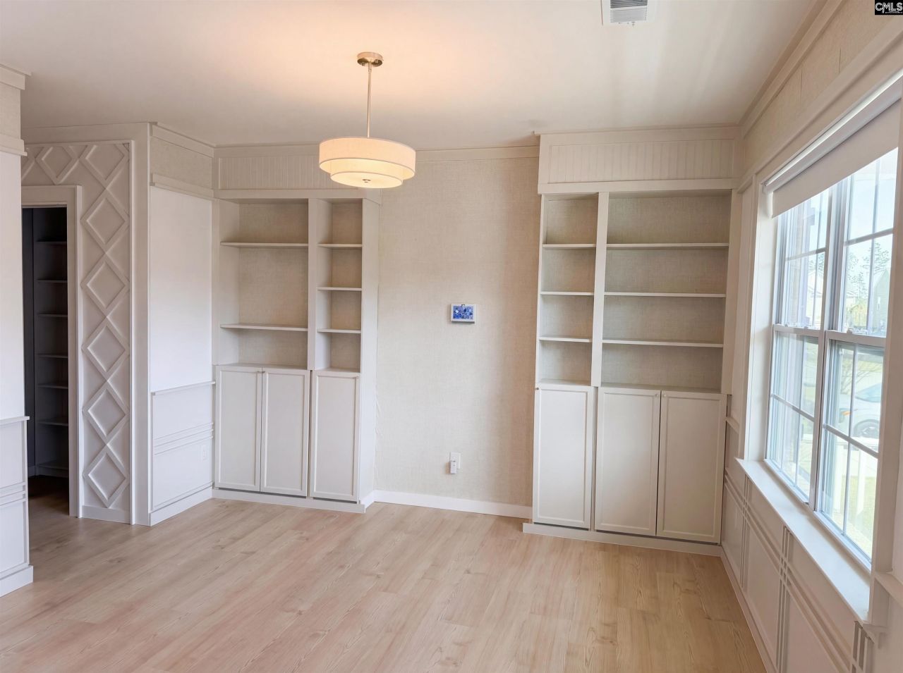 1615 Birch Grain Road Photo 11