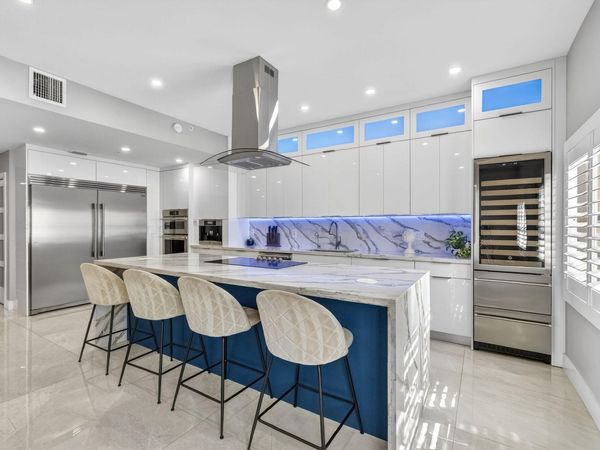 724 SW 1st Avenue, Pompano Beach, FL 33060